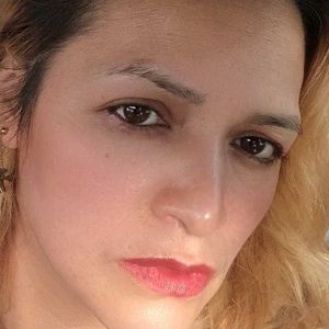 Meet your Posher, Esther